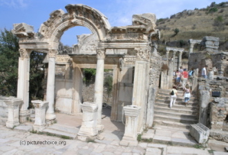 Hadrian Tempel Ephesus
